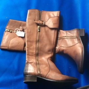 Leather boots, light brown